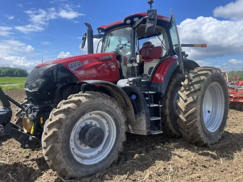 2024 Case IH OPTUM 300 AFS C