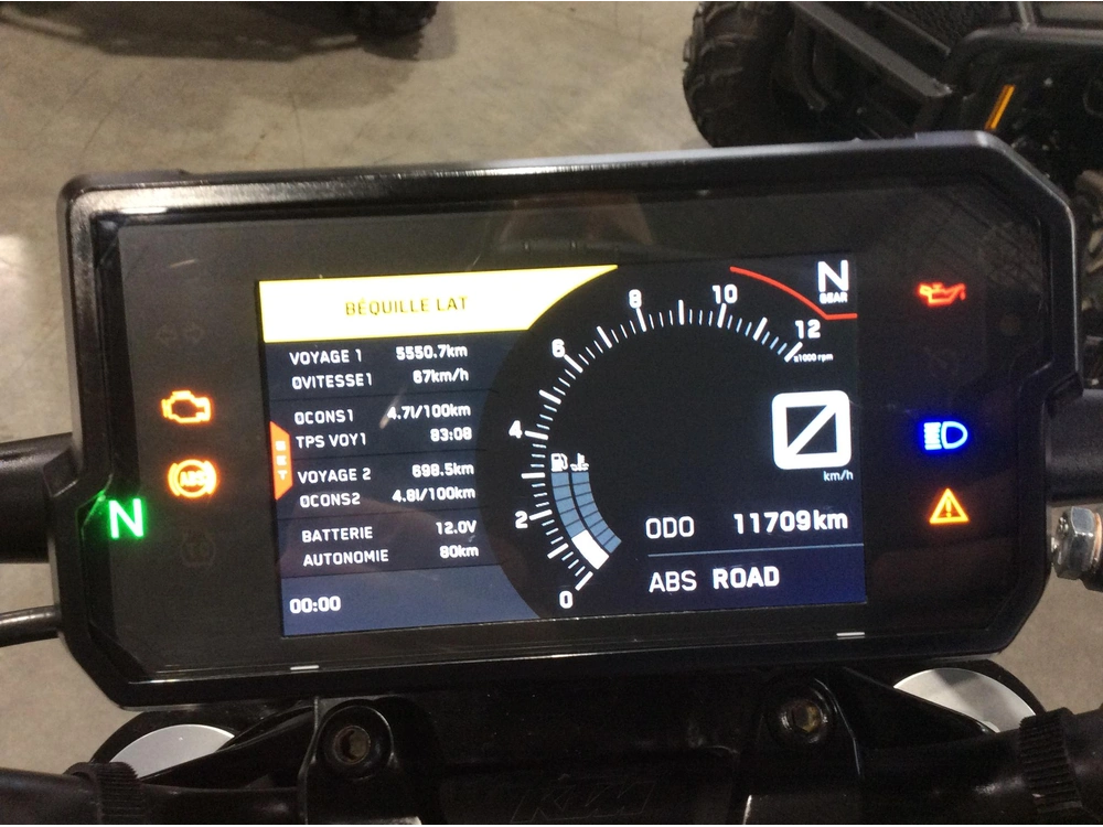 Ktm Duke 390 2023 alt