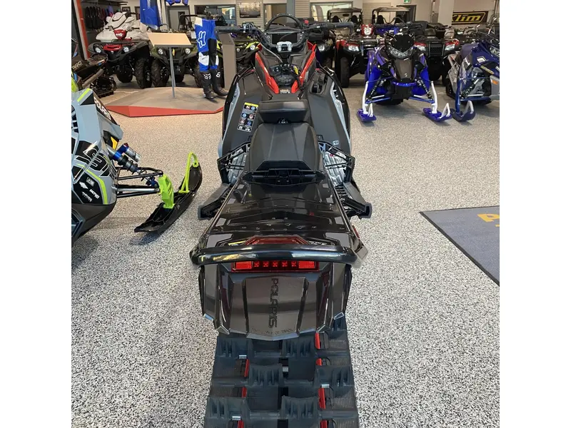 2025 Polaris 850 RMK KHAOS 165