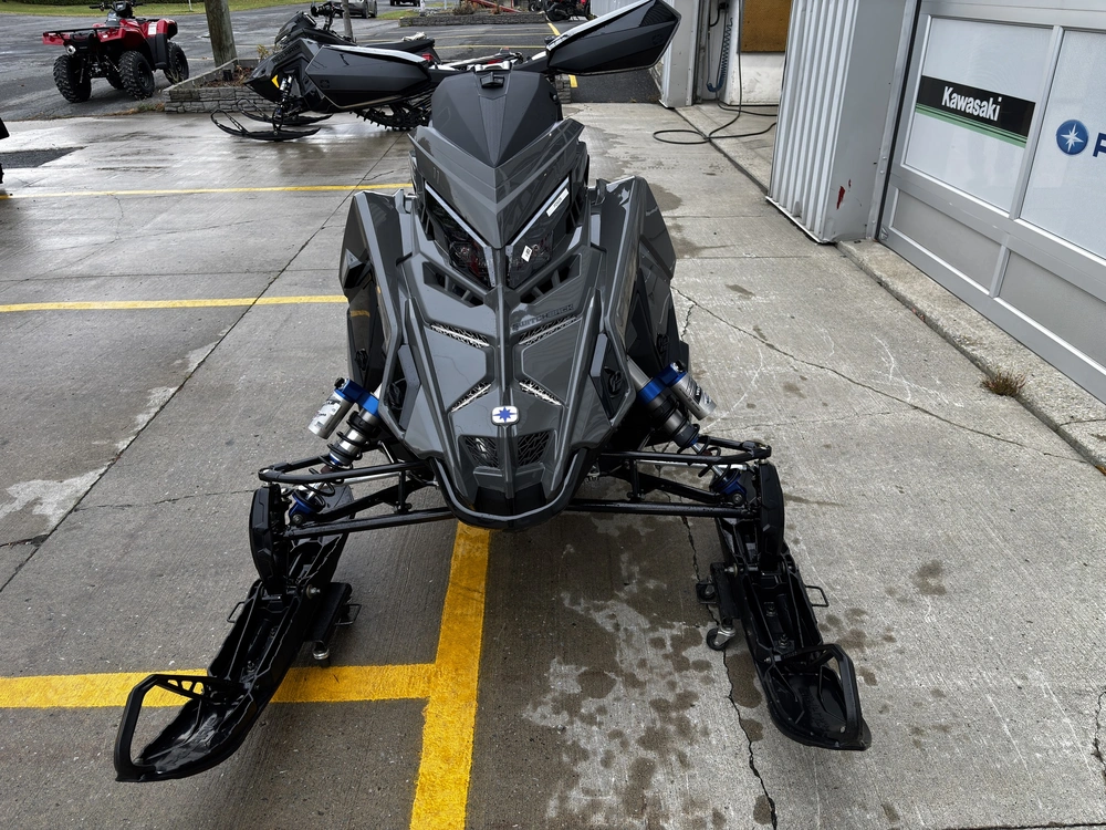 2025 Polaris 850 Switchback Assault 146 alt