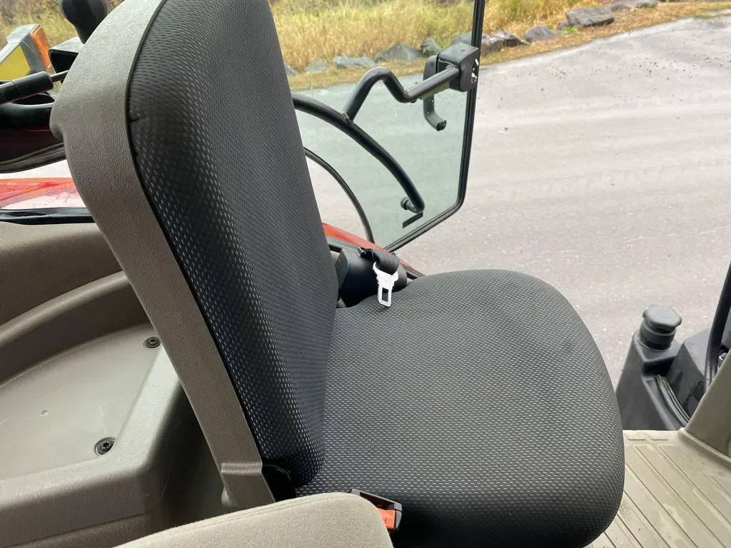 2017 Case IH Puma 185