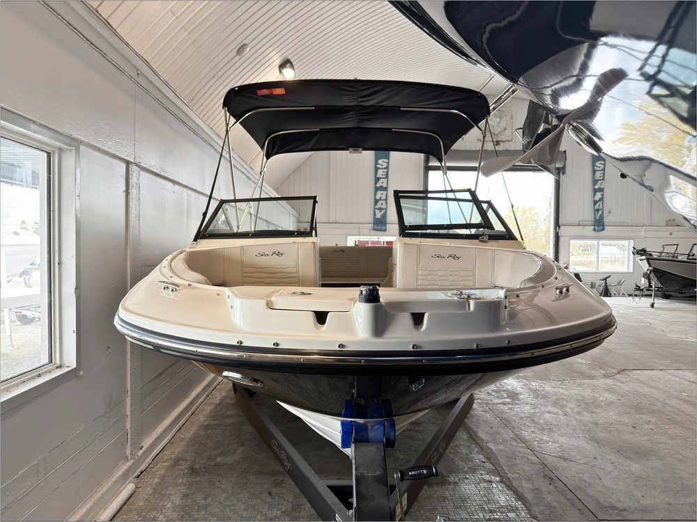 2024 Sea Ray Spx 210 No Luxury Tax* alt