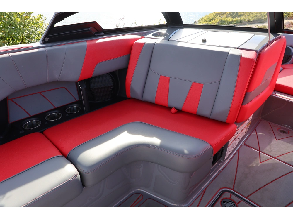 2022 Malibu 23 Lsv alt