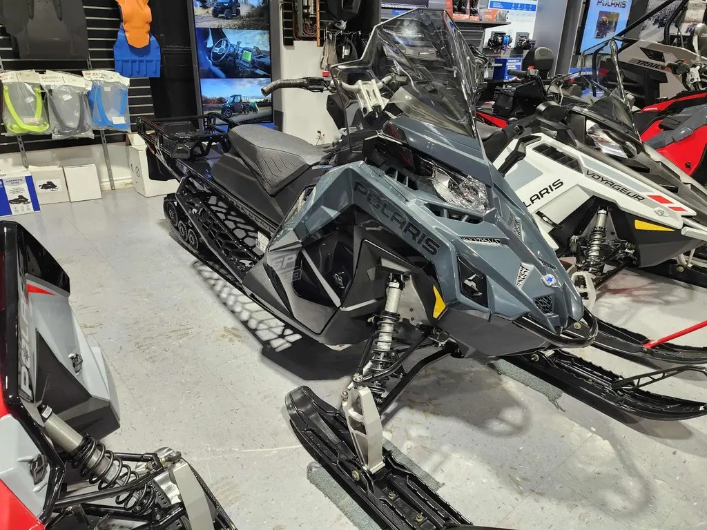Polaris 650 VOYAGEUR 155'' SP 2026