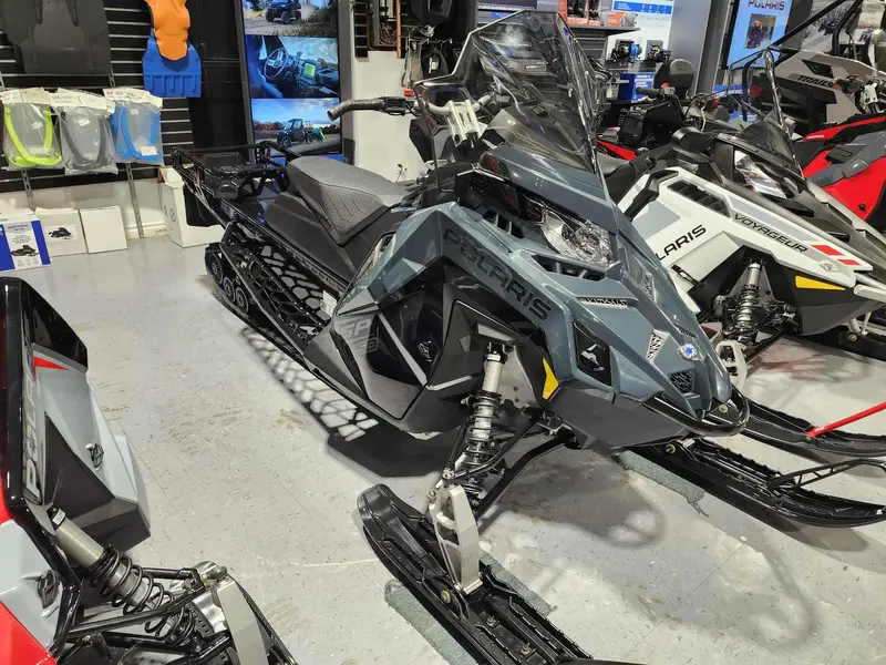 2026 Polaris 650 VOYAGEUR 155'' SP