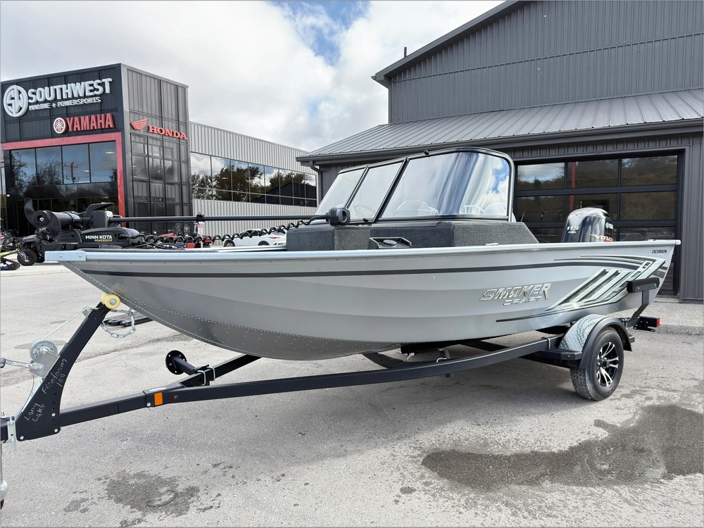 2023 Smoker-craft Excursion 176 Dc alt