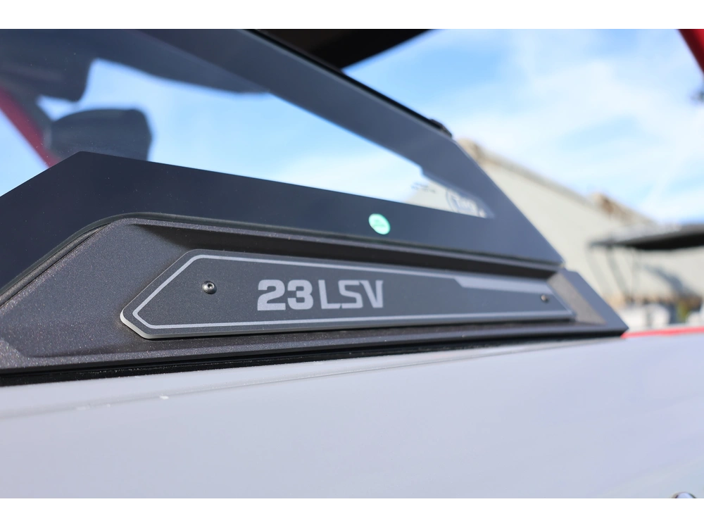 2022 Malibu 23 Lsv alt