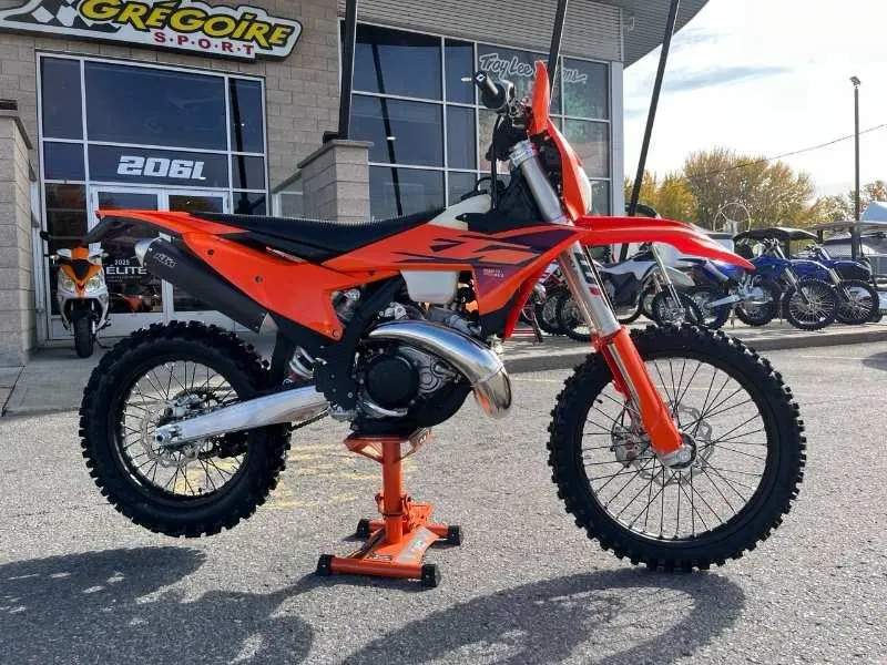 2026 KTM 300 XC-W thumbnail 2