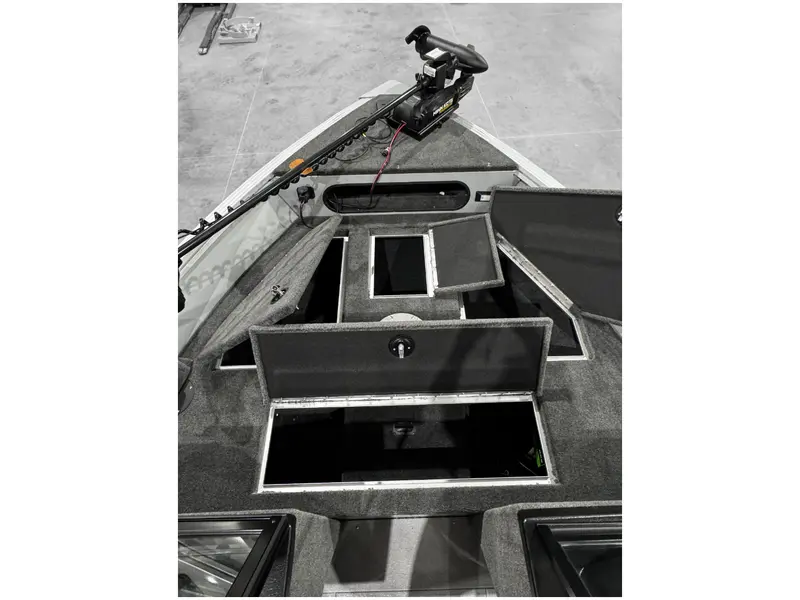 2023 Smoker-Craft Excursion 176 DC