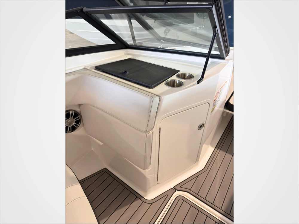 2024 Sea Ray Spx 210 No Luxury Tax* alt