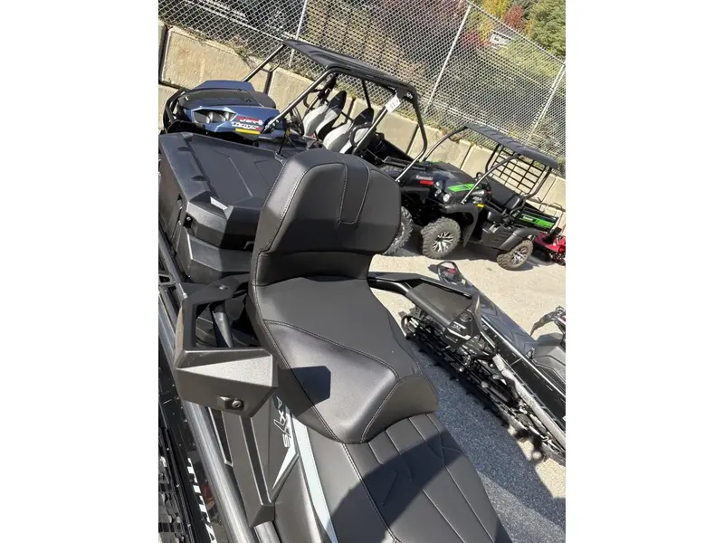 2025 Polaris PROSTAR S4 TITAN ADVENTURE 155 Prostar S4 Adventure 155 - Onyx Black