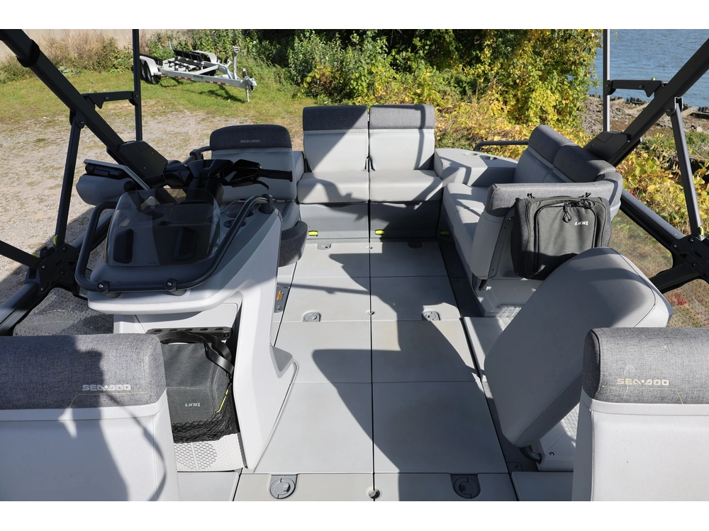 2023 Sea-doo Switch 18 alt
