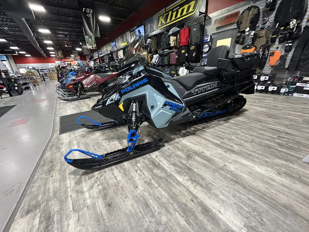 2026 Polaris TITAN 850 ULTIMATE 1.8" 