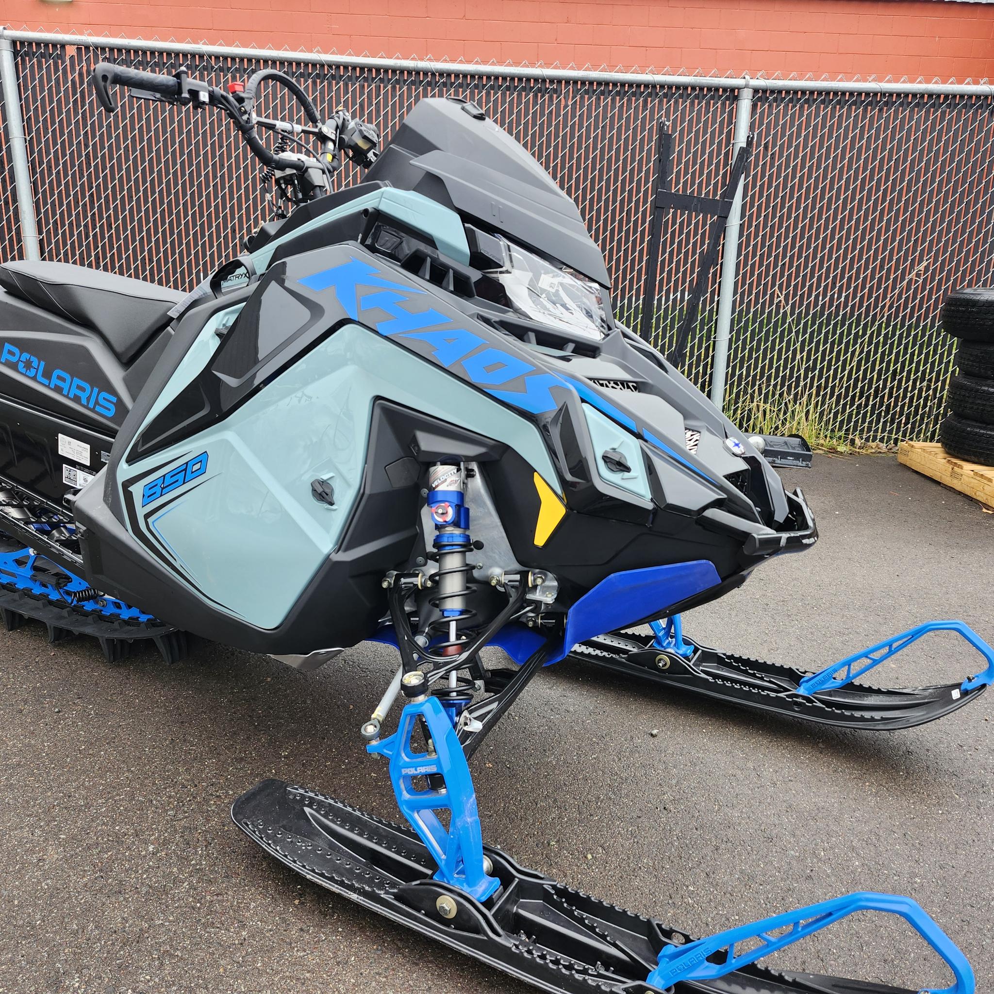 2026 Polaris 850 RMK KHAOS 146 - 7S Display Hemlock Blue / Black / Velocity Blue