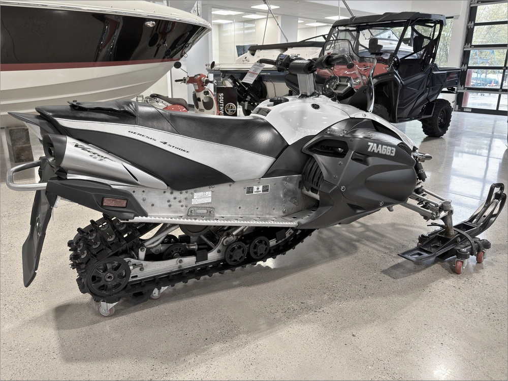 2010 Yamaha Vector Gt alt