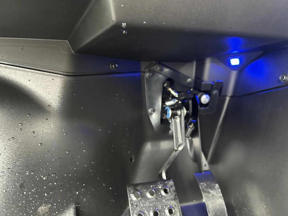 2026 Yamaha Wolverine Rmax4 1000 Compact Grey/black alt