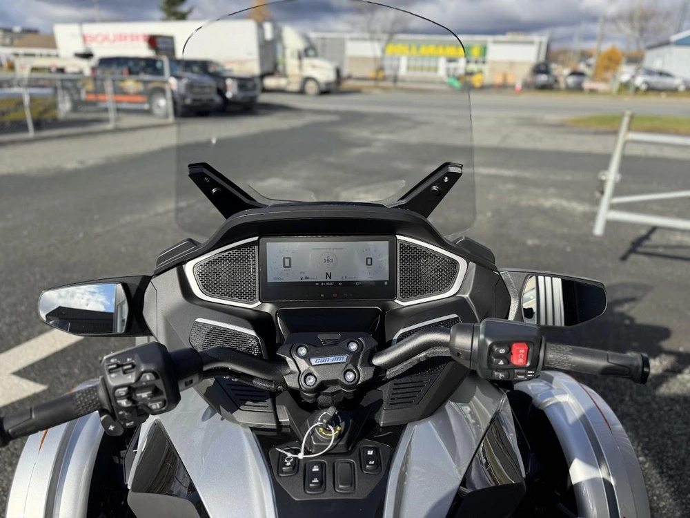 Can-am Rt Limited 2025 alt