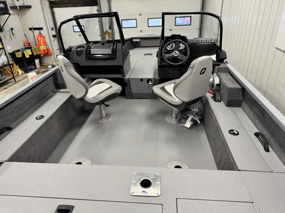 2026 Princecraft Hudson 190 Ws Grey 150r V6!! alt