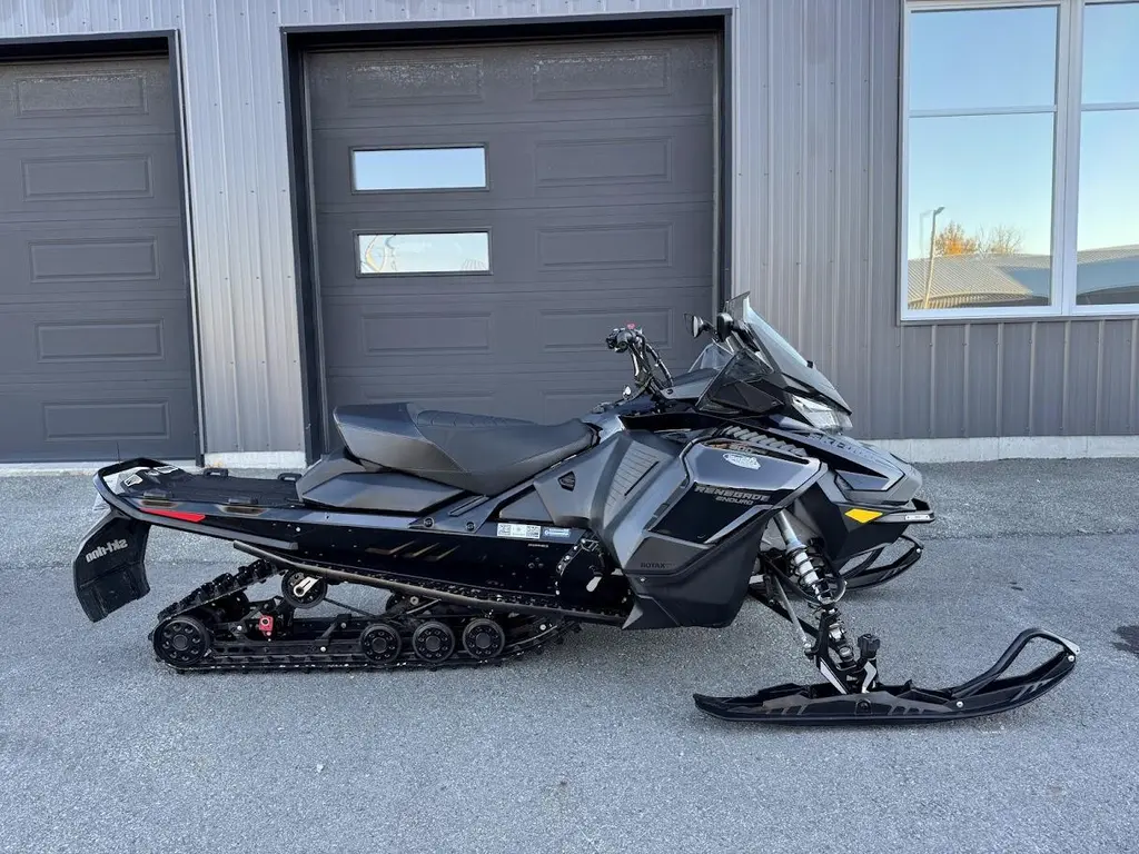 2021 Ski-Doo Renegade Enduro 900 ACE