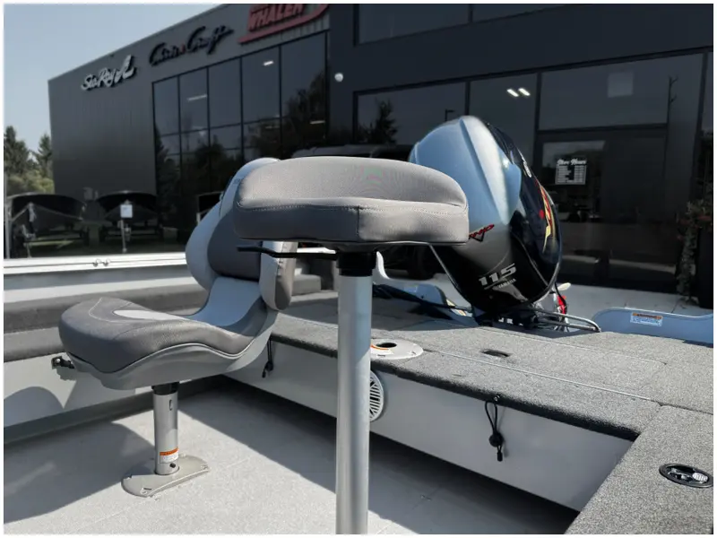 2024 Smoker-Craft Excursion 176 DC PRO