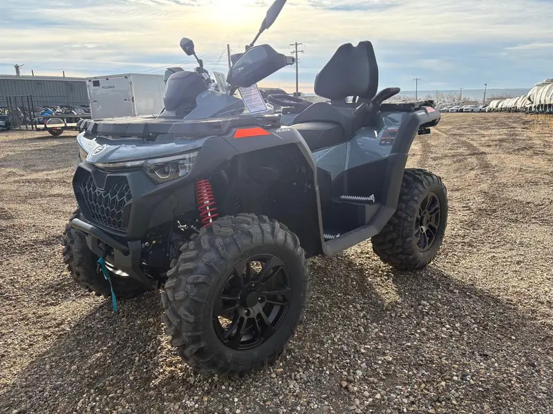 2025 CFMOTO Cforce 1000 Touring thumbnail 2