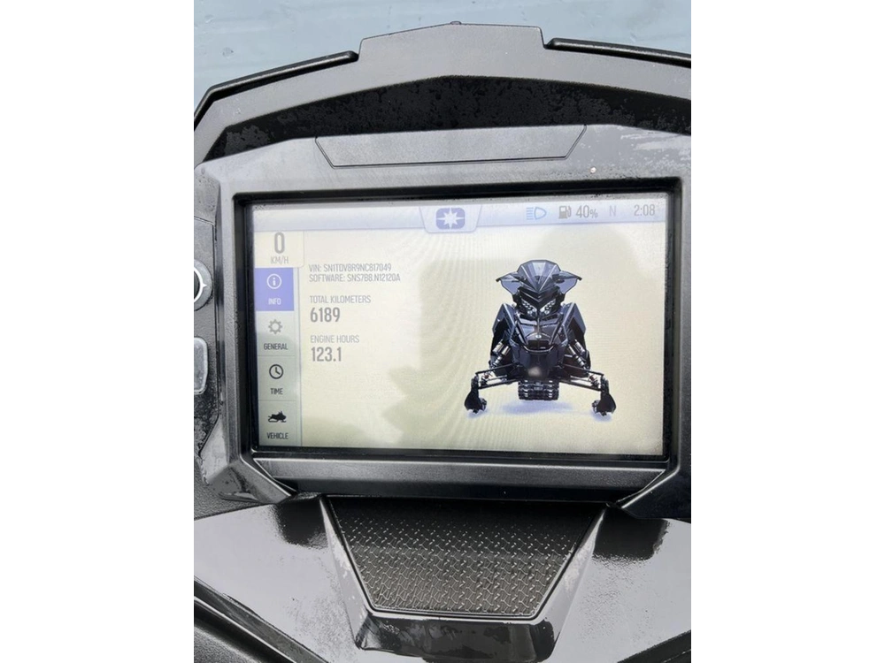 2022 Polaris 850 Indy Vr1 137 alt