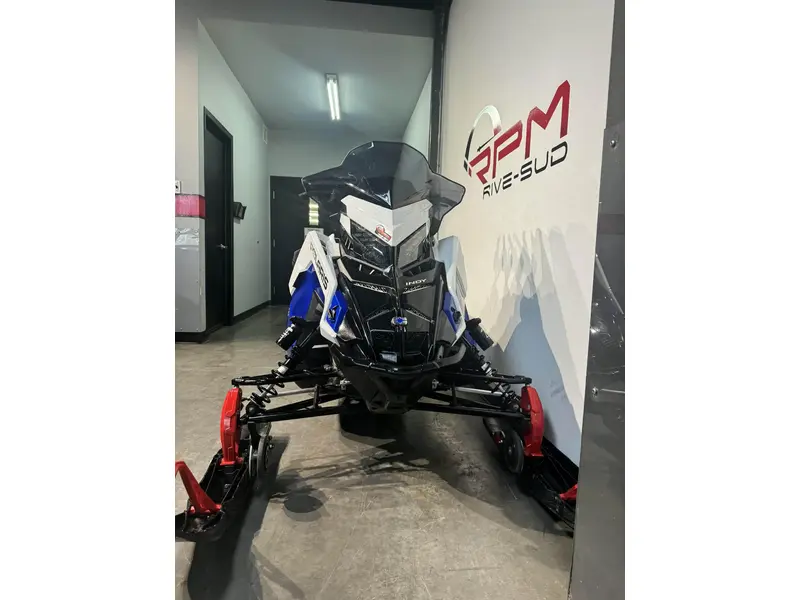 2023 Polaris PROSTAR S4 Indy Adventure 137¨DÉMO