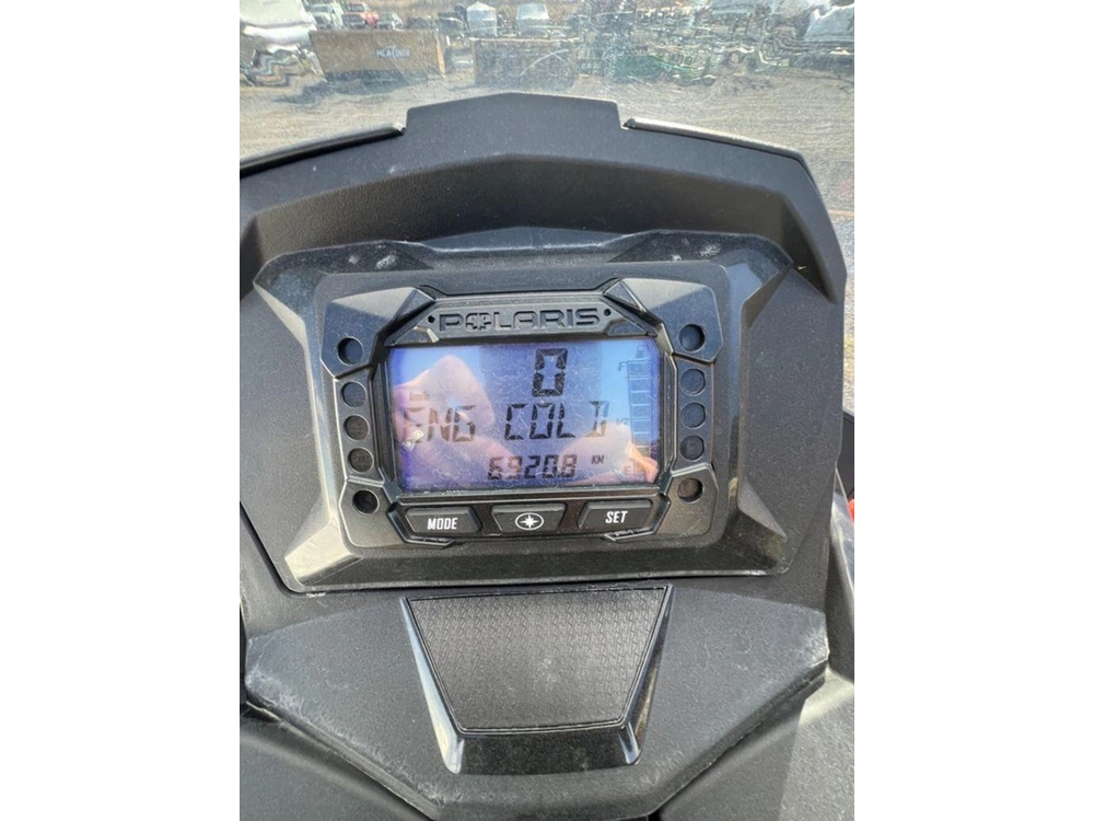 2021 Polaris 850 Indy Xc Launch Edition 129 alt