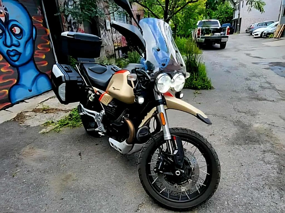 Moto Guzzi V85 Tt Travel 2021 alt