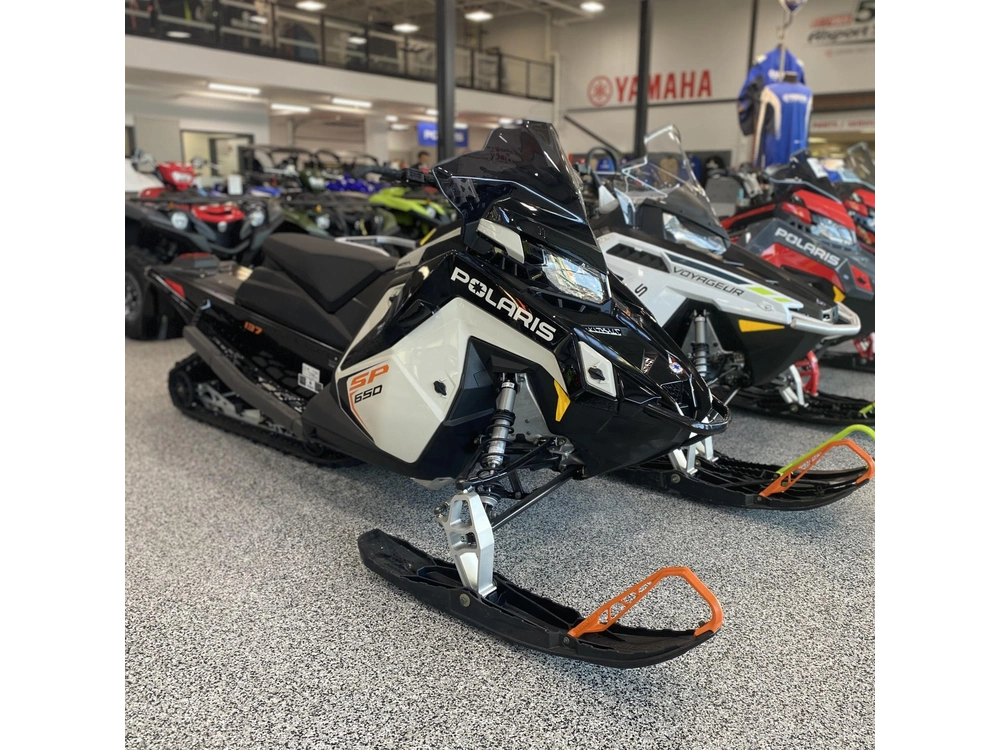 2025 Polaris 650 Indy Sp 137 alt