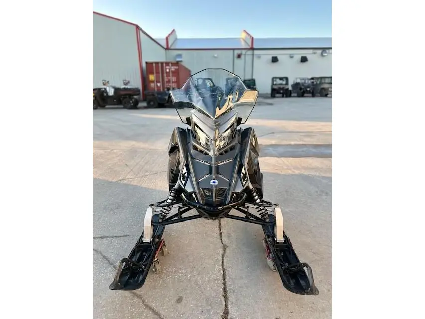 2024 Polaris 650 VOYAGEUR 146