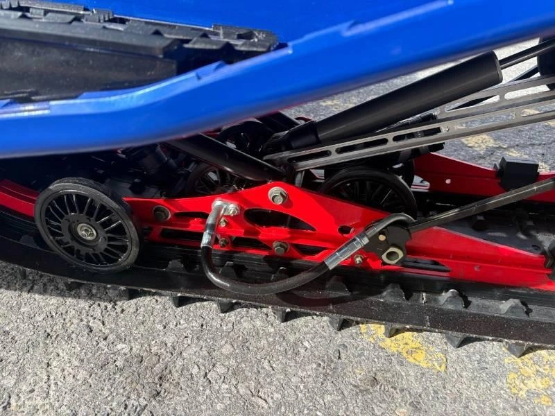 2023 Polaris Indy 850 Adventure alt