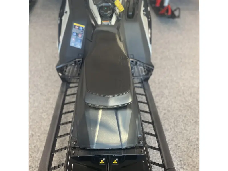 2025 Polaris 850 RMK SP 155