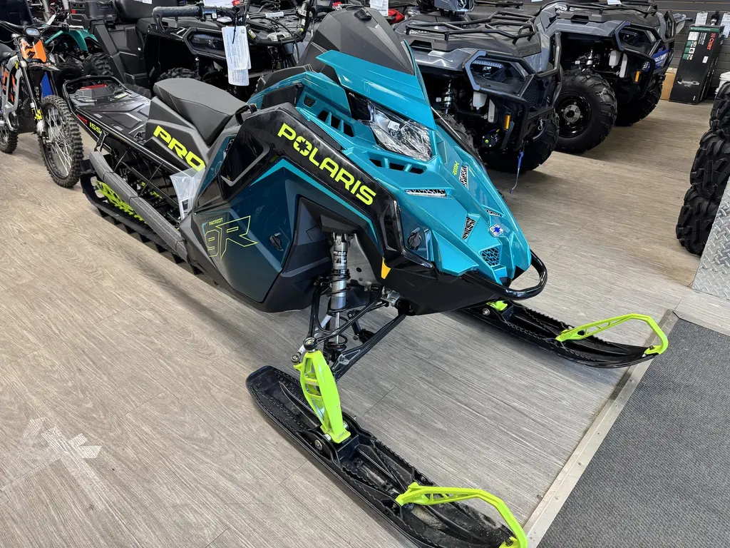 2025 Polaris 9R PRO RMK 155