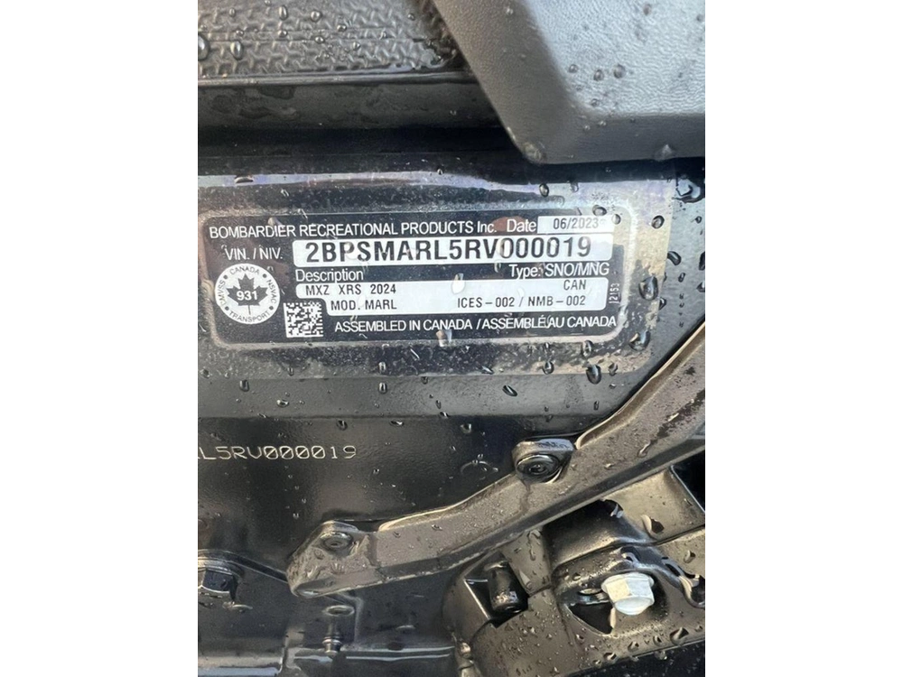2024 Ski-doo Mxz® X-rs® Rotax® 850 E-tec 137 Ripsaw 1.25 Shox 10.25 Black alt