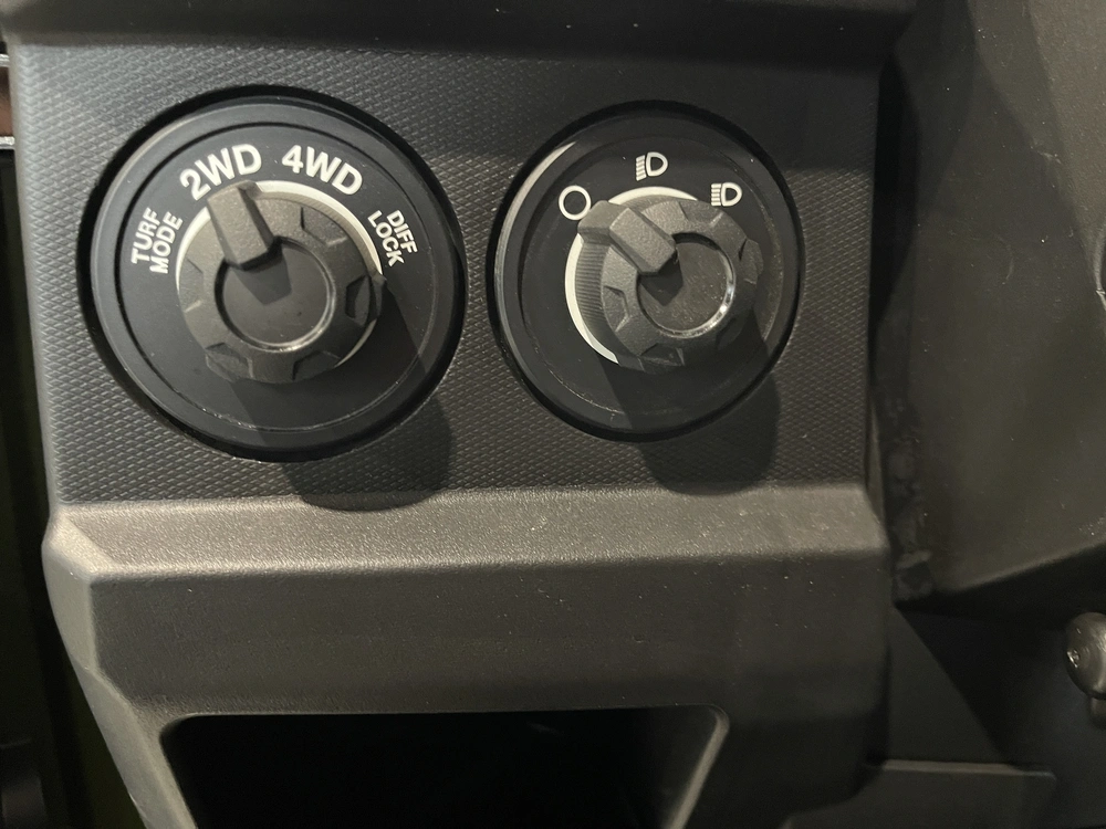 Yamaha Wolverine Rmax2 1000 R-spec 2026 alt