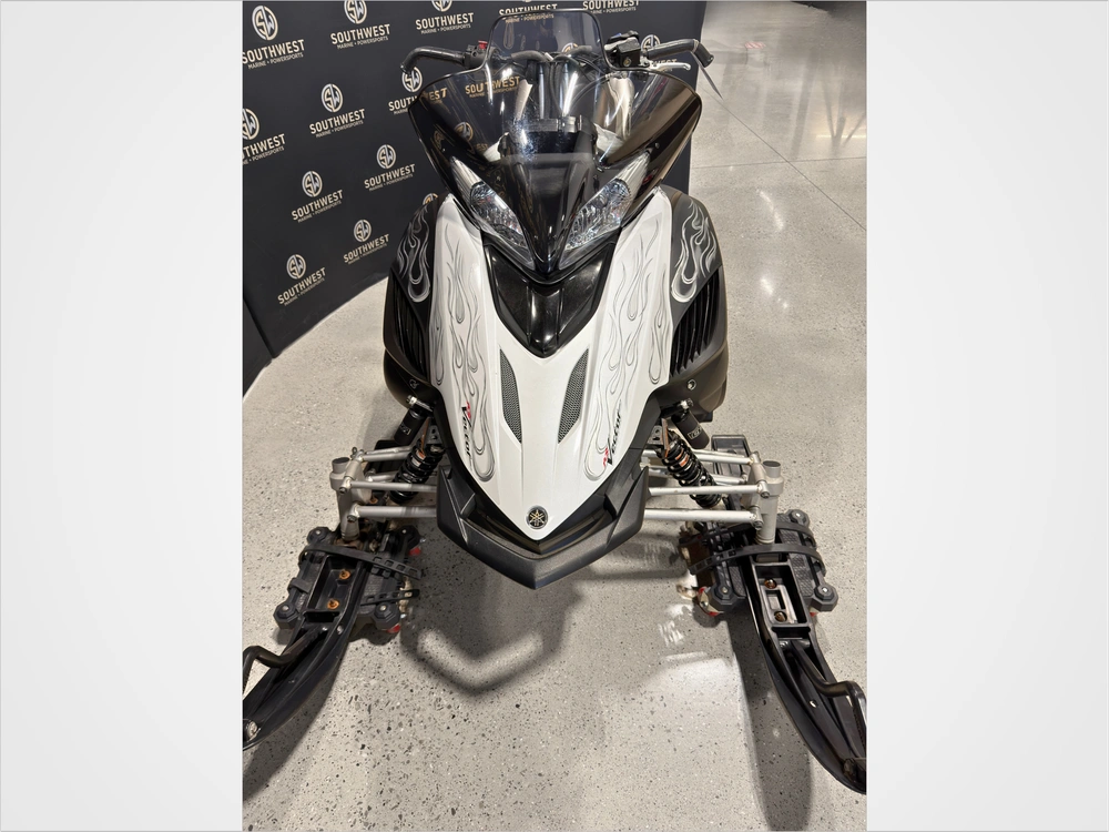 2010 Yamaha Vector Gt alt