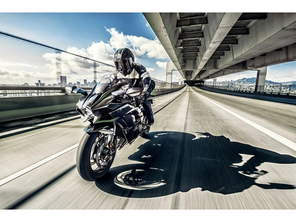 Kawasaki Ninja H2 2026 alt