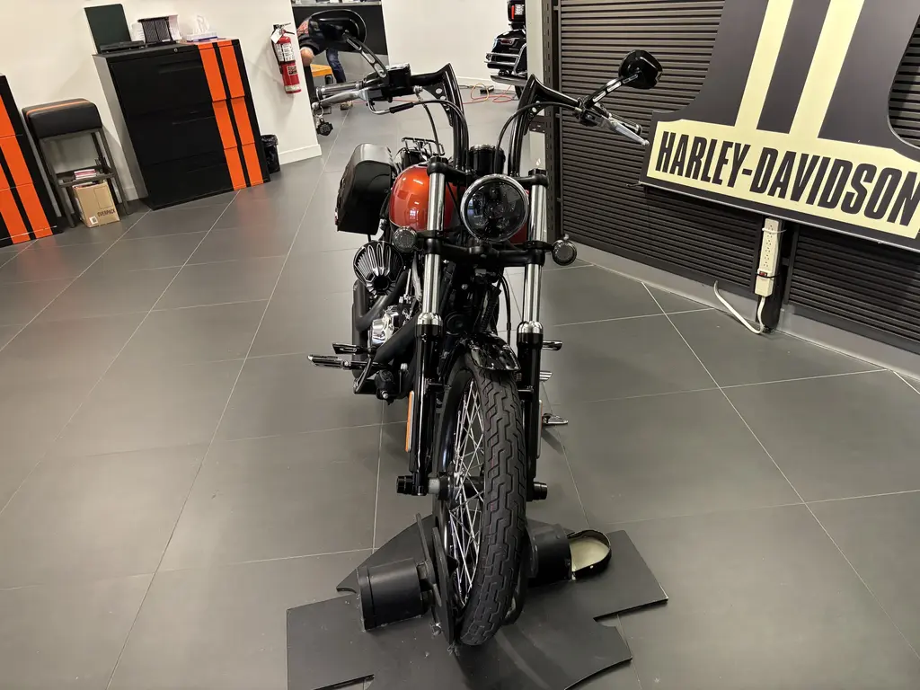 Harley-Davidson SOFTAIL BLACKLINE FXSFXS 2011
