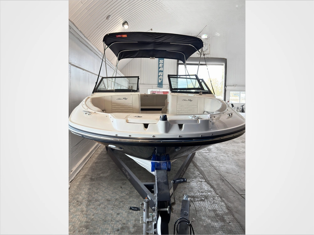 2024 Sea Ray Spx 210 No Luxury Tax* alt