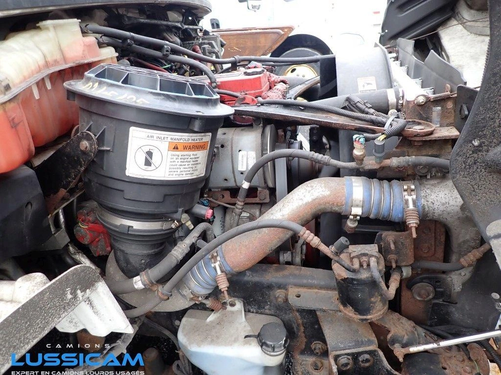 Freightliner M2-106 2013