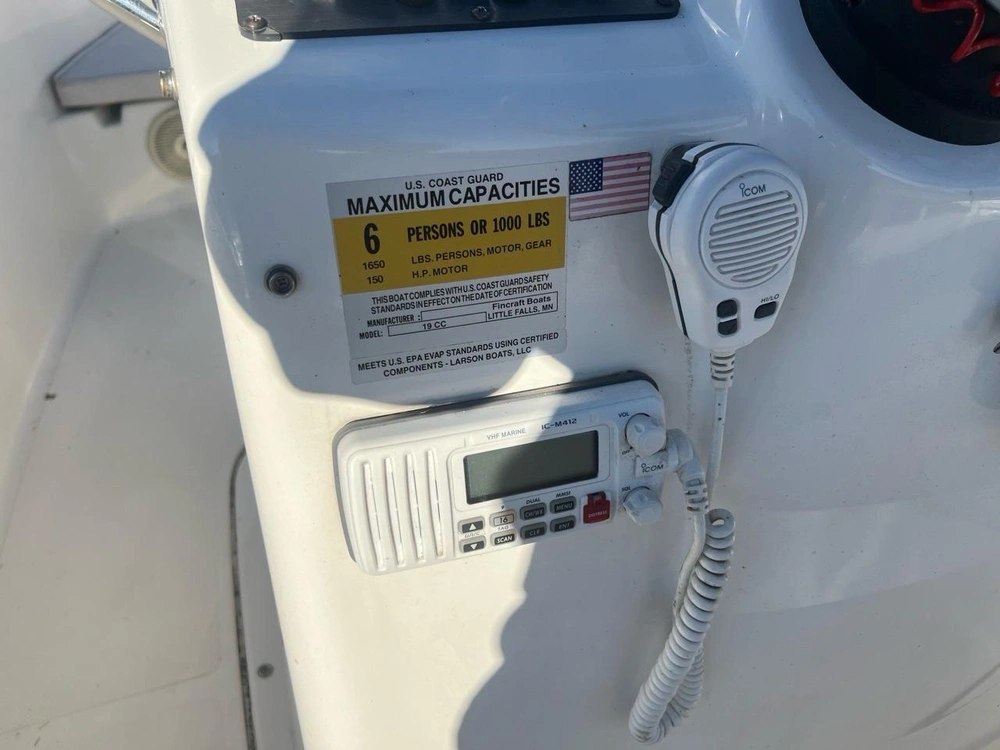 Larson 19cc Fincraft 2011 alt