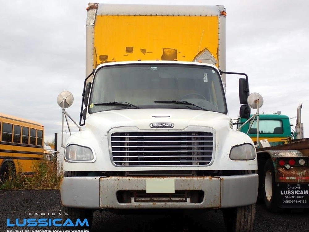 Freightliner M2-106 2013