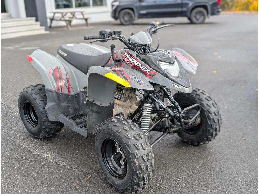 2020 Polaris Phoenix 200 - Storm Gray | 🌍 Concurrents Directs : Raptor 200 / Trx90 / Blaster 🌍 | alt