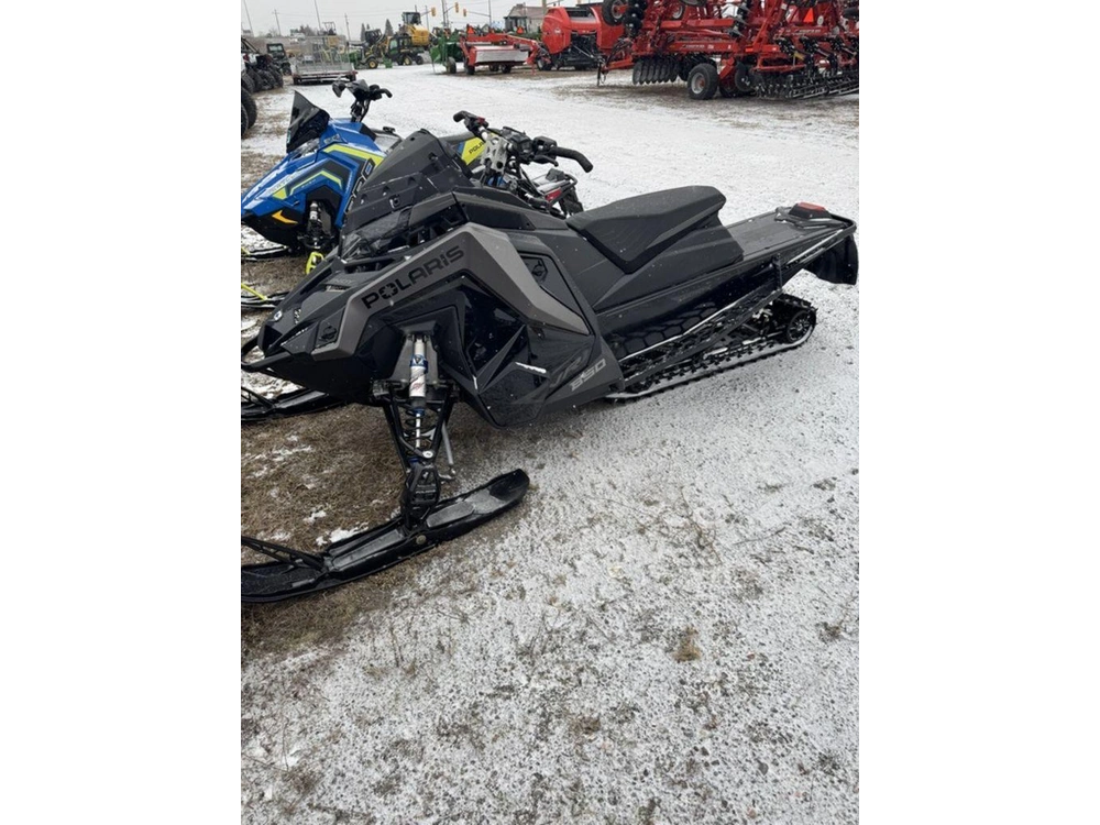 2022 Polaris 850 Indy Vr1 137 alt
