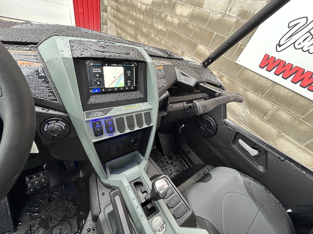 2026 Yamaha Wolverine Rmax4 1000 Compact Grey/black alt