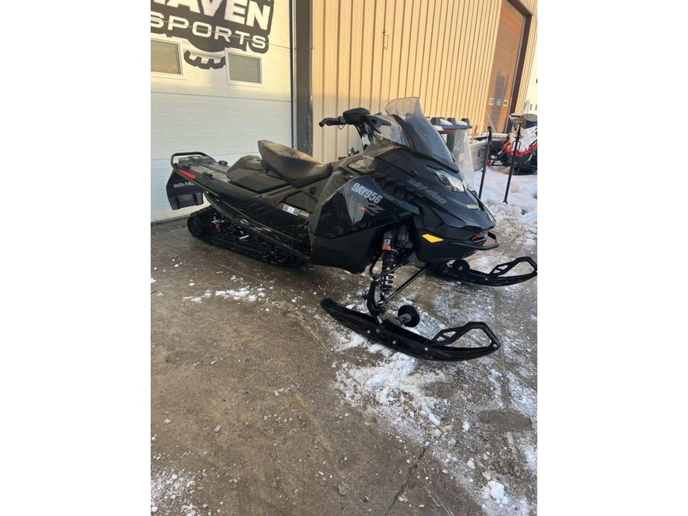 2024 Ski-doo Mxz® X-rs® Rotax® 850 E-tec 137 Ripsaw 1.25 Shox 10.25 Black alt