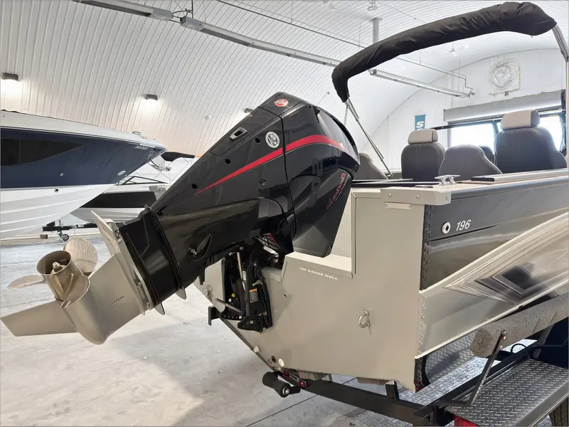 2023 Starcraft Fishmaster 196 DC