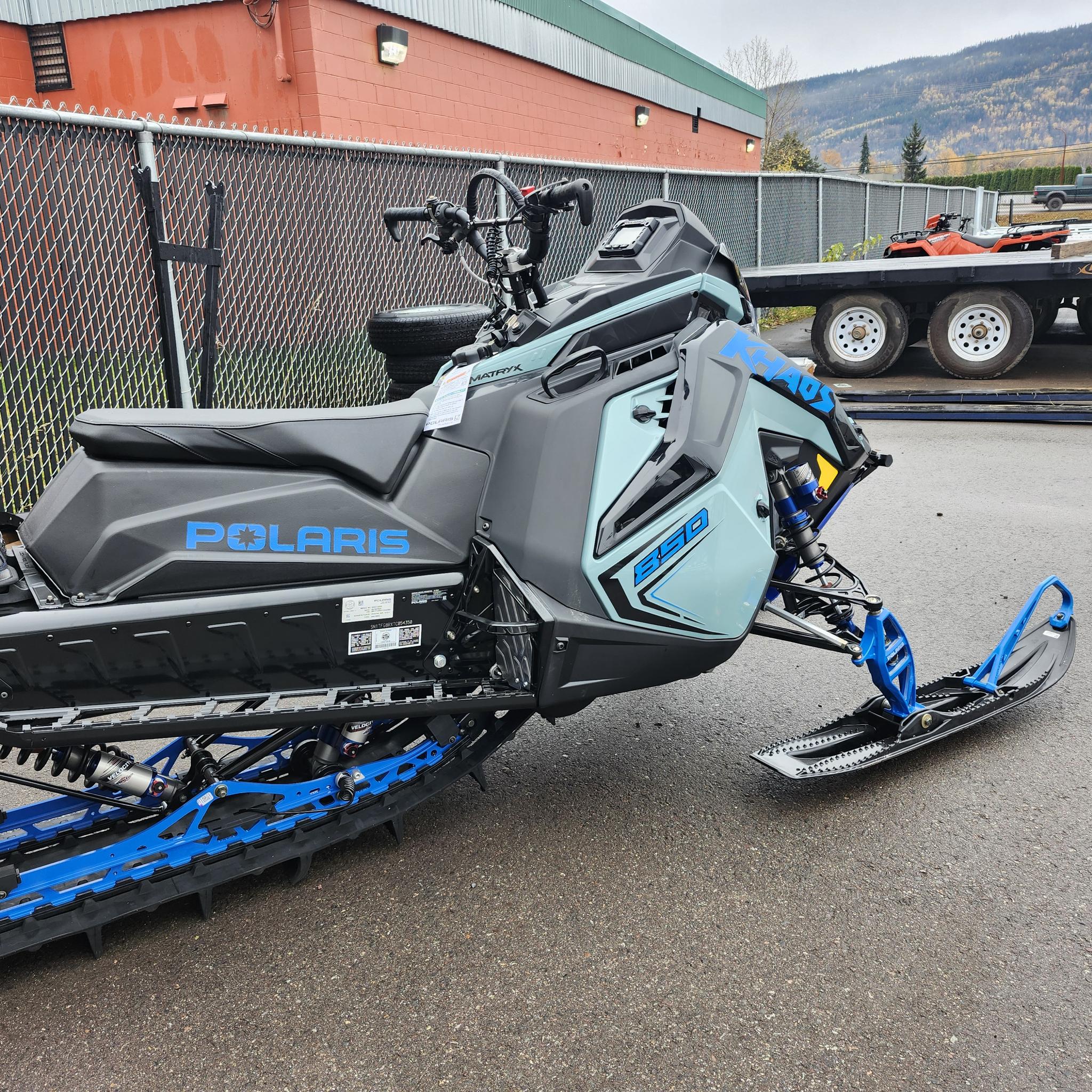 2026 Polaris 850 RMK KHAOS 146 - 7S Display Hemlock Blue / Black / Velocity Blue