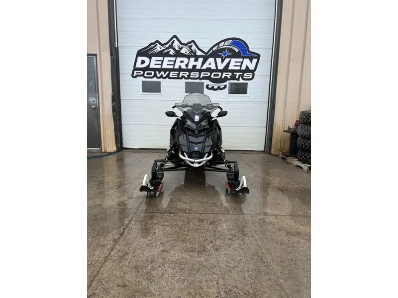 2019 Polaris 850 Switchback® XCR 136 SC Select